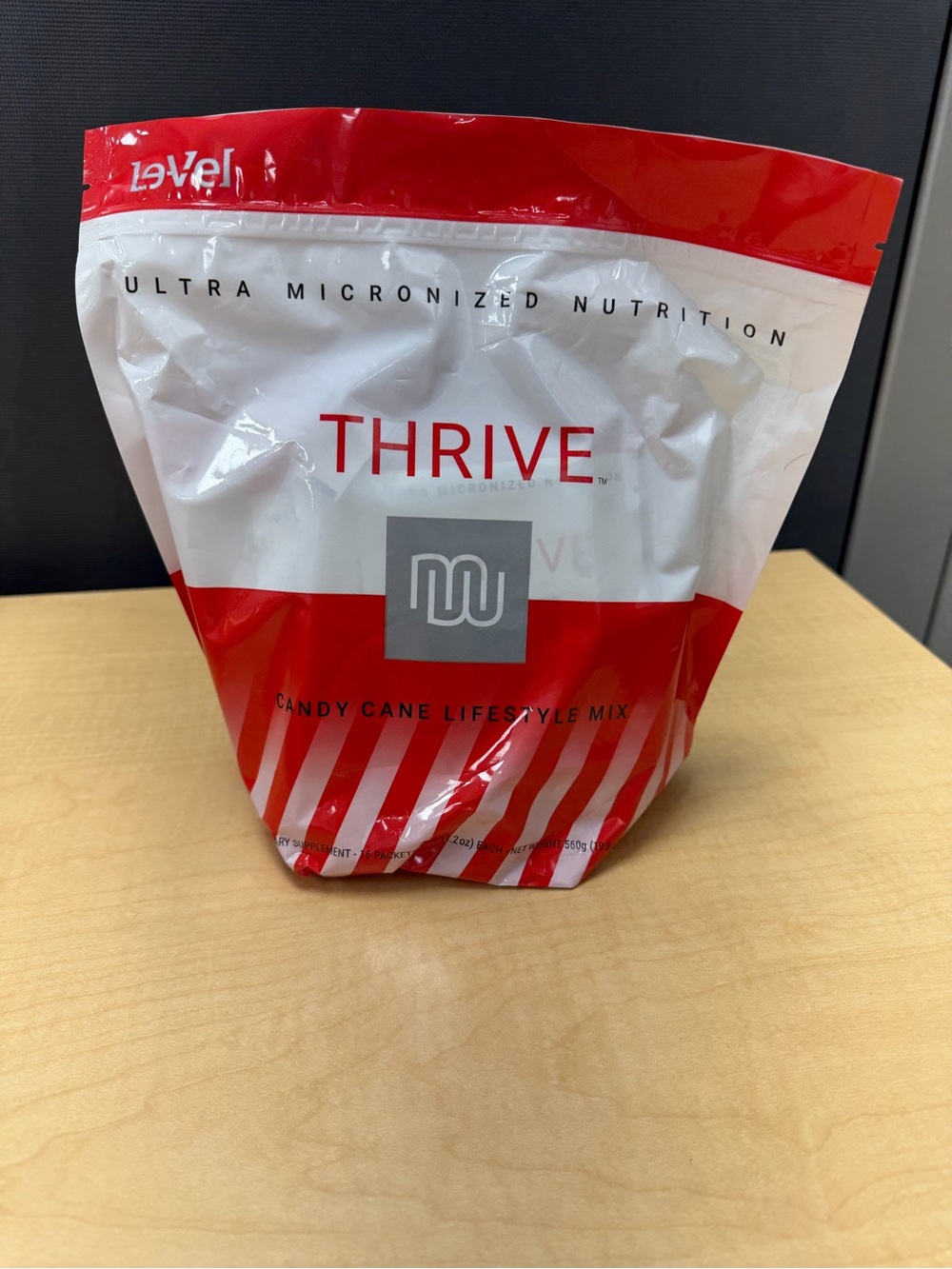 Thrive Candy Cane Lifestyle Mix - New. 16 servings